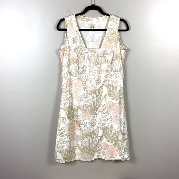 Columbia Dresses & Skirts - Columbia Floral Pfg Dress size M
